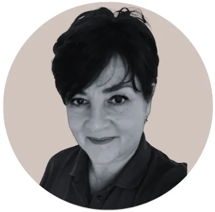 Nikki Woolvine photo for website